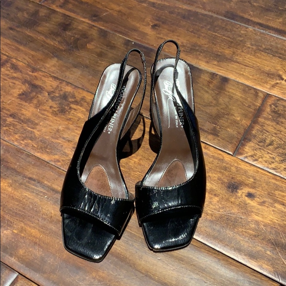 Donald Pliner Black Heels